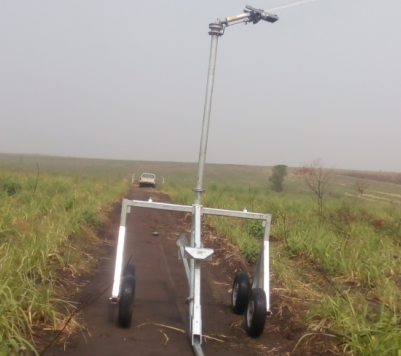 four wheel sprinkler crane