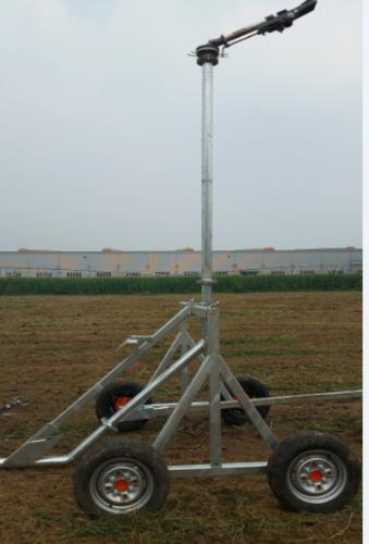 four wheel water spraying traveling crane